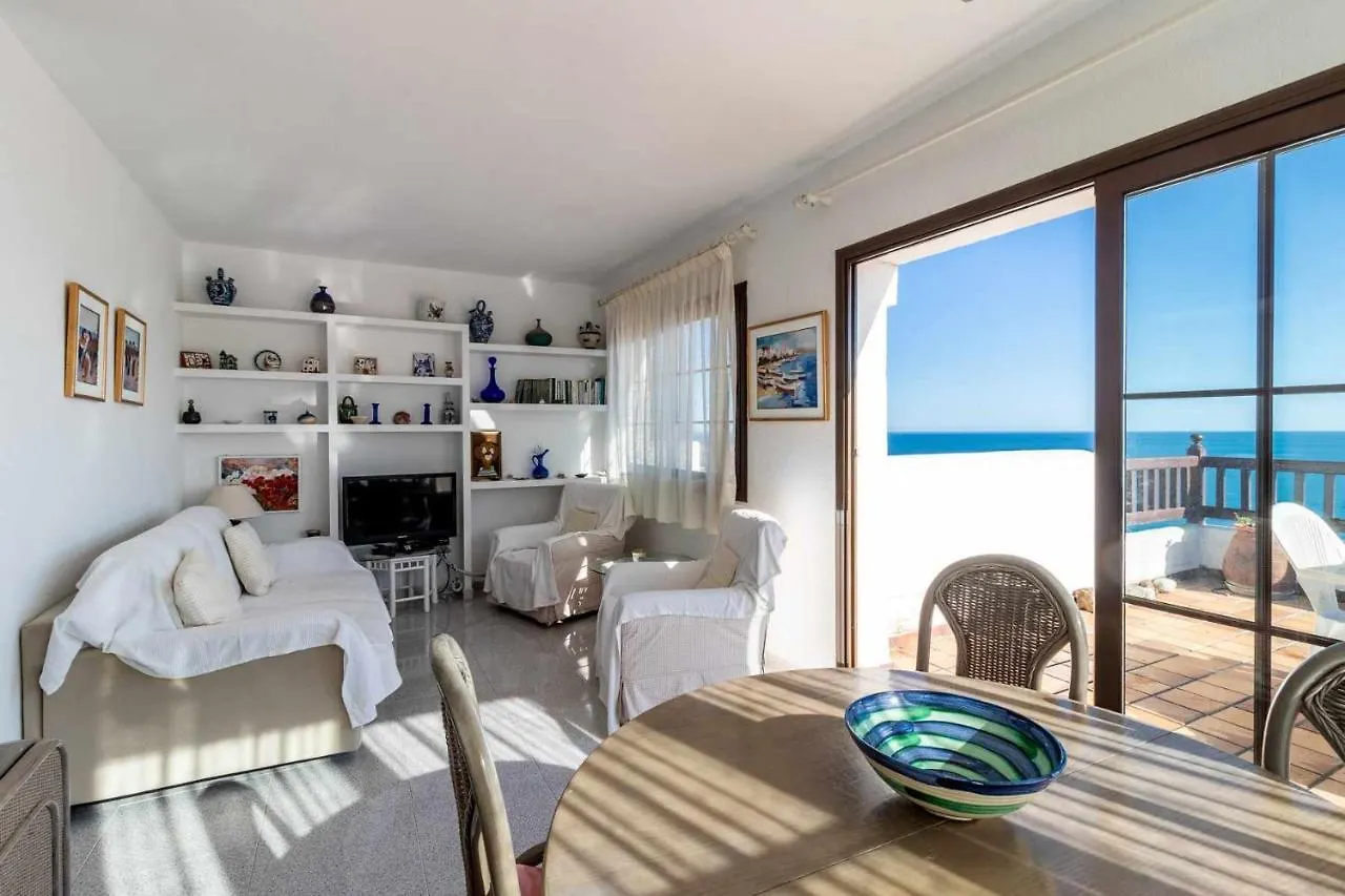 Apartamento CAU DEL LLOP 77 Ático con fantástica terraza y vistas Llançà