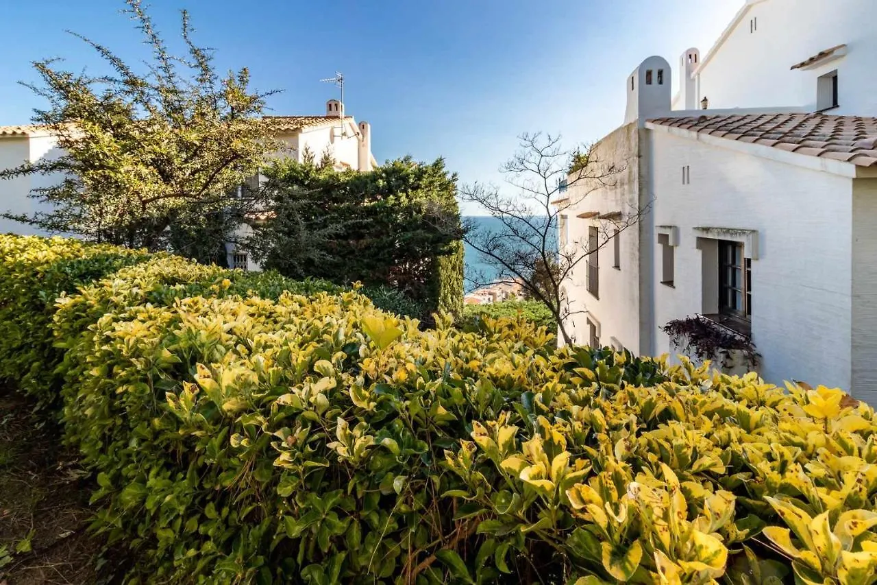 Apartamento CAU DEL LLOP 77 Ático con fantástica terraza y vistas Llançà